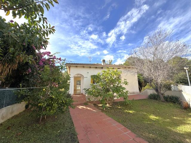 CASA INDEPENDIENTE URB. NOU VENDRELL photo 0