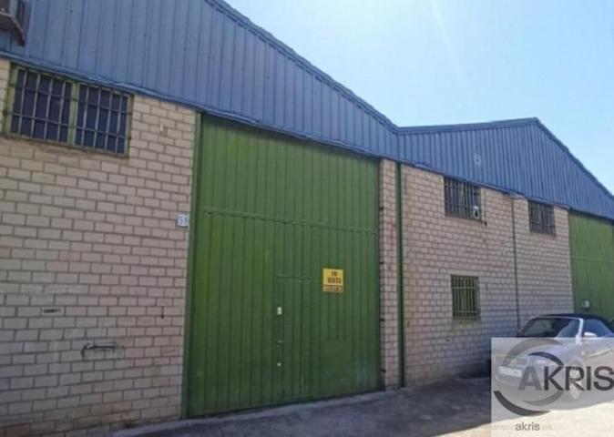 NAVE INDUSTRIAL 240 M2 EN VALDEMORO photo 0