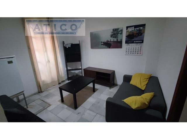 Piso En alquiler en Sevilla photo 0