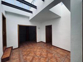 Tu piso ideal en el centro photo 0