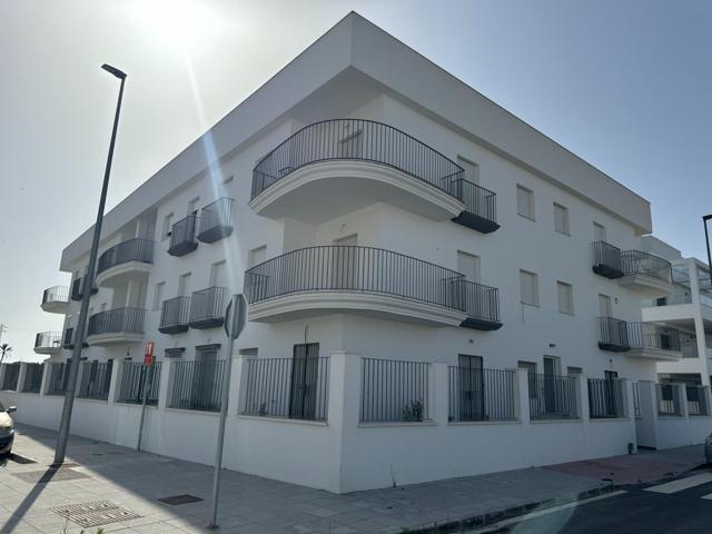 ÚLTIMA VIVIENDA CON JARDÍN photo 0