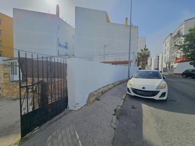 Vivienda para reformar en El Pino photo 0
