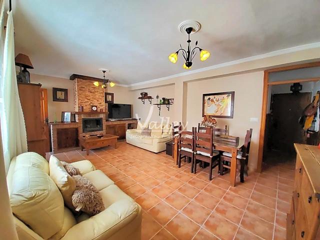 Venta de magnifica vivienda en primera planta en San Roque, Cádiz photo 0