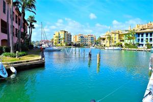 Piso en alquiler en Sotogrande de 136 m2 photo 0