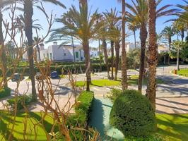 Alquiler apartamento en Paseo de Mar, Sotogrande. Diponible Julio y Agosto photo 0