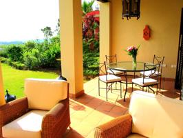 Venta de espectacular vivienda adosada en una de las urbanizaciones más exclusivas y cuidadas de Sotogrande, Los Cortijos de la Reserva en Sotogrande. photo 0