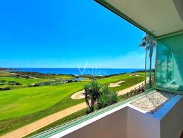 Alquiler de magnífico apartamento en primera línea de golf y playa en Urbanización Vista Real en Alcaidesa. photo 0