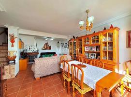 Casa - Chalet en venta en Los Barrios de 115 m2 photo 0