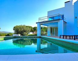 Venta de preciosa villa en la zona D de Sotogrande Alto photo 0