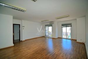 Se vende local en Pueblo Nuevo de Guadiaro. photo 0