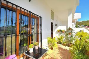 Adosado en venta en Torreguadiaro de 104 m2 photo 0