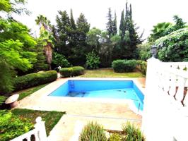 Venta de villa en la zona B a reformar photo 0