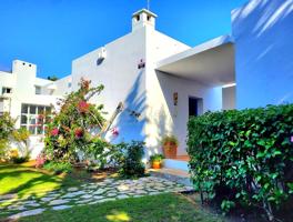 Alquiler de villa en la zona B de Sotogrande Costa photo 0