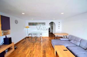 Alquiler de apartamento en primerísima línea de playa. Disponible julio y agosto photo 0