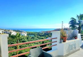 Venta de magnífica vivienda en Alcaidesa. photo 0