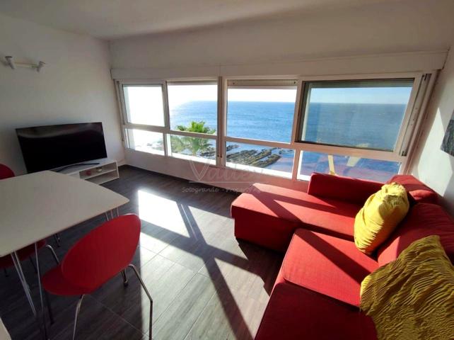 Venta de apartamento en primerísima línea de playa en Torreguadiaro. photo 0