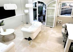 Venta de magnífica vivienda en Alcaidesa en urbanización La Corona. photo 0
