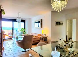 Apartamento en venta en Alcaidesa de 132 m2 photo 0