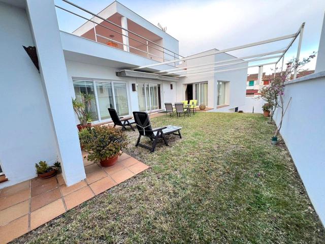 Chalet en venta en Venta Melchor, La Línea de la Concepción photo 0