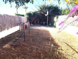 Magnífica vivienda ubicada en la exclusiva urbanización Altos de La Cañada photo 0