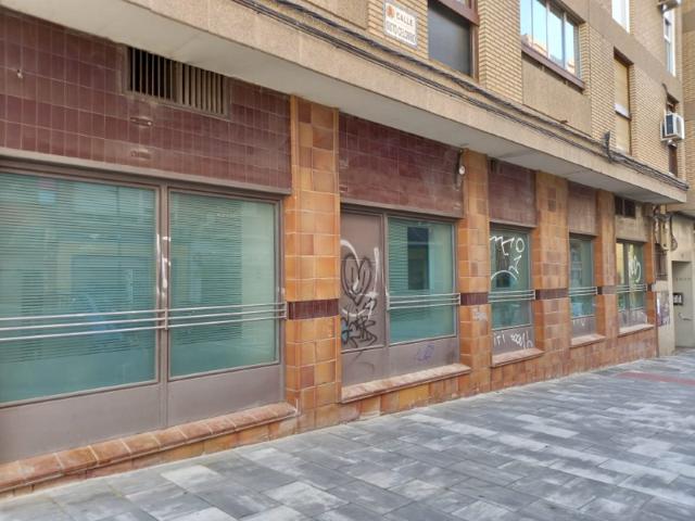 Local En alquiler en Zaragoza photo 0