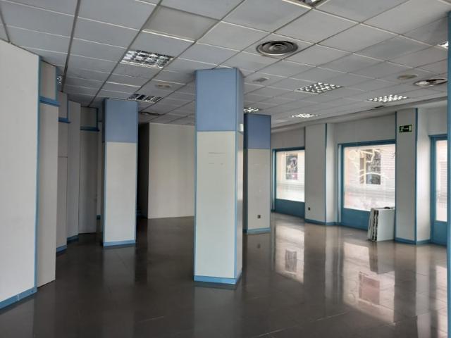 Local En alquiler en Zaragoza photo 0