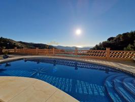 Cortijo disponible en alquiler anual photo 0