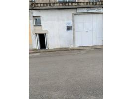 OPORTUNIDDAD-EDIFICIO COMPLETO- COMPUESTO DE BAJOS Y DOS VIVIENDAS EN MUY BUEN ESTADO photo 0