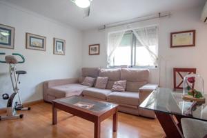 Vivienda de tres habitaciones reformada photo 0