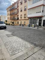 LOCAL COMERCIAL CON MUCHAS POSIBILIDADES photo 0