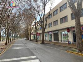 Se vende magnífico local comercial con plaza de garaje en Guadiaro. photo 0