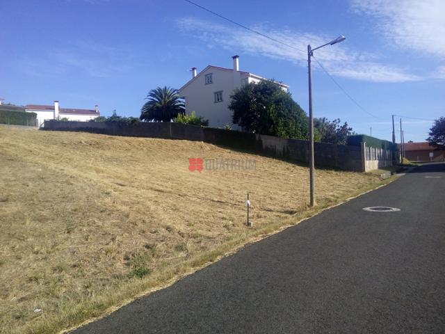 Terreno en venta en Santiago de Compostela de 1137 m2 photo 0