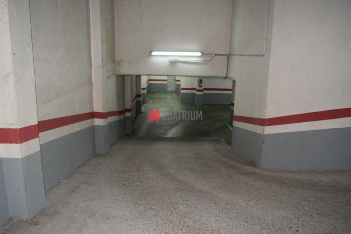 Plaza De Parking en venta en Santiago de Compostela de 13 m2 photo 0