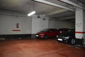 Plaza De Parking en venta en Santiago de Compostela de 10 m2 photo 0