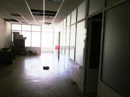 Local en venta en Ames de 520 m2 photo 0