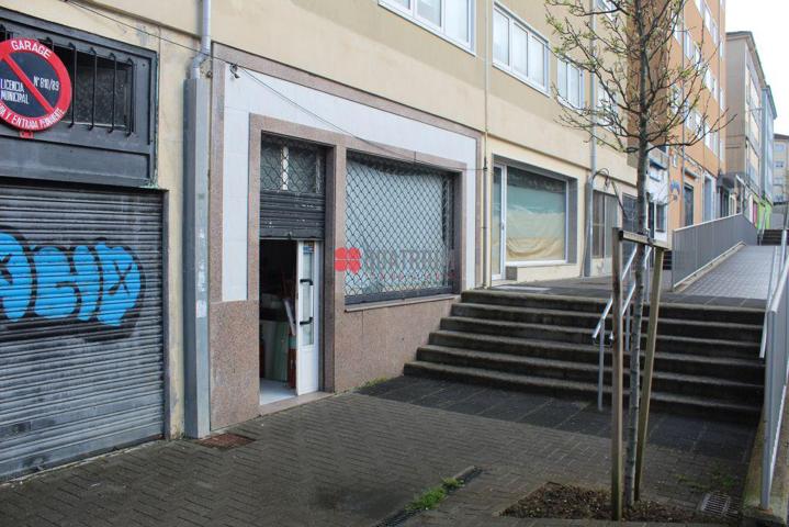 Local en venta en Santiago de Compostela de 55 m2 photo 0