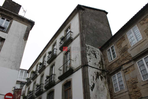 Casa De Pueblo en venta en Santiago de Compostela de 410 m2 photo 0