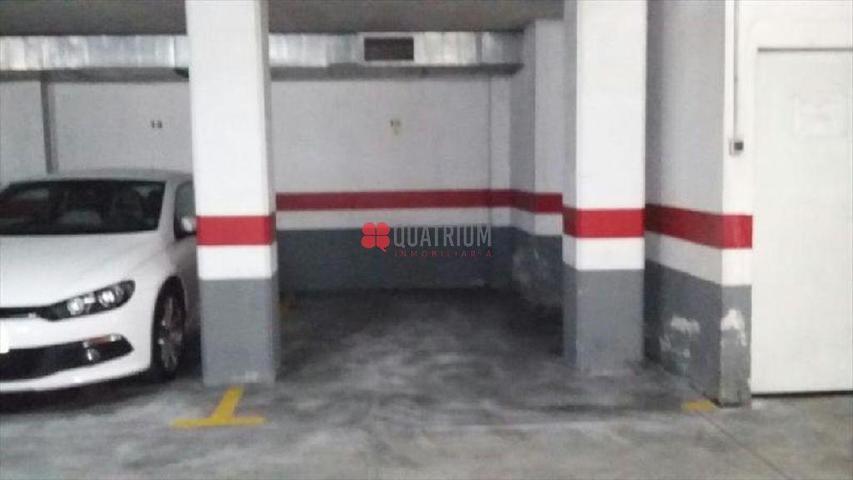 Plaza De Parking en venta en Santiago de Compostela de 11 m2 photo 0