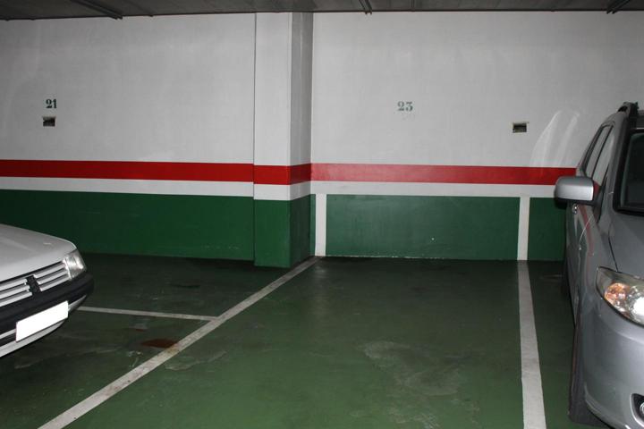 Plaza De Parking en venta en Santiago de Compostela de 12 m2 photo 0