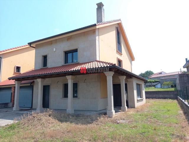 Se vende promoción de cuatro pareados en As Punxeiras altas, San Xoan de Ortoño, Ames. photo 0