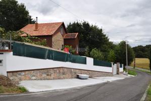 Casa - Chalet en venta en Teo de 90 m2 photo 0