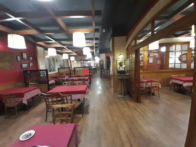 Local en alquiler en Santiago de compostela de 330 m2 photo 0