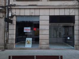 Se alquila local en Rúa República del Salvador, Santiago de Compostela. photo 0