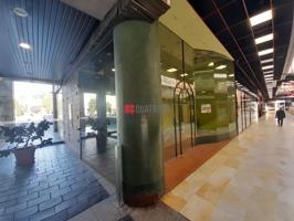 Local en venta en Santiago de Compostela de 85 m2 photo 0