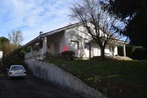 Casa - Chalet en venta en Teo de 461 m2 photo 0
