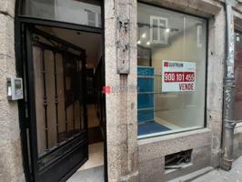 Local en venta en Santiago de Compostela de 85 m2 photo 0
