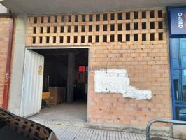 Local en venta en Ames de 200 m2 photo 0