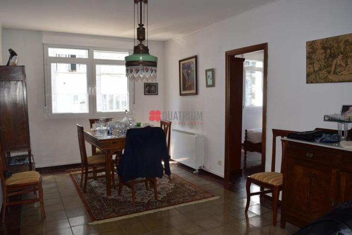 Oportunidad única en pleno centro de Santiago de Compostela – Vivienda en Plaza Roja photo 0
