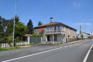 🏡 ¡Oportunidad única! Casa de estilo pazo en venta en Cacheiras (Teo) photo 0