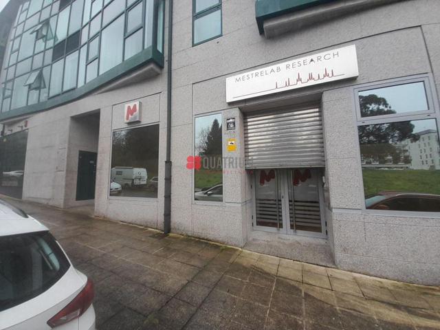 ¡Oportunidad única en la zona Sur de Santiago de Compostela! Local en alquiler acondicionado como oficinas photo 0
